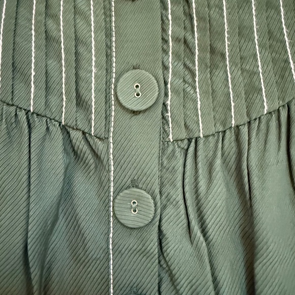 ⚡️Flash Sale NWT Green Tularosa Button Up Front Skirt Size Small - Picture 3 of 7